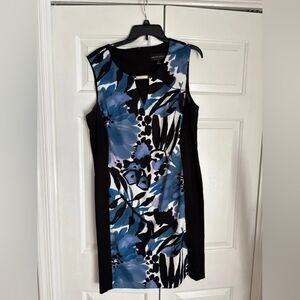 Sleeveless Blue Floral Sheath Dress